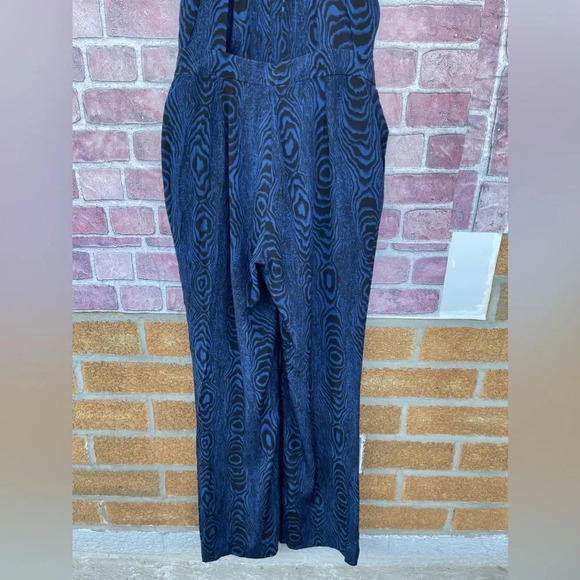 Diane von Furstenberg Blue Black Wood Grain Print Silk Jumpsuit Sz 4 - Picture 13 of 17